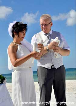 sarasota dove release wedding